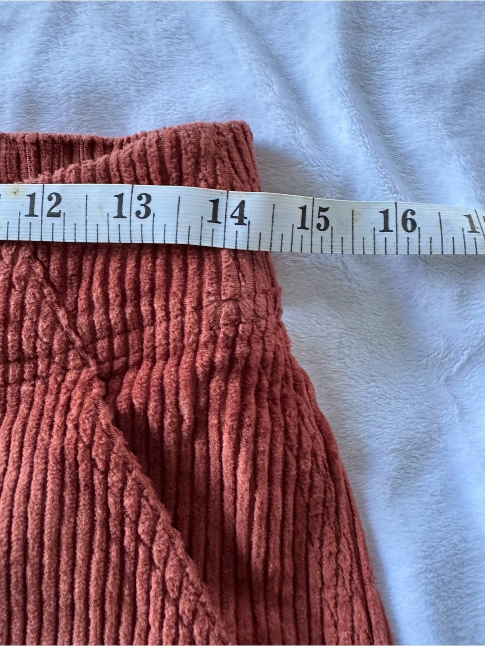 Pact Organic Cotton Whale Corduroy Wide Leg Slant Pocket Pants in Rust Size M - Picture 9 of 12